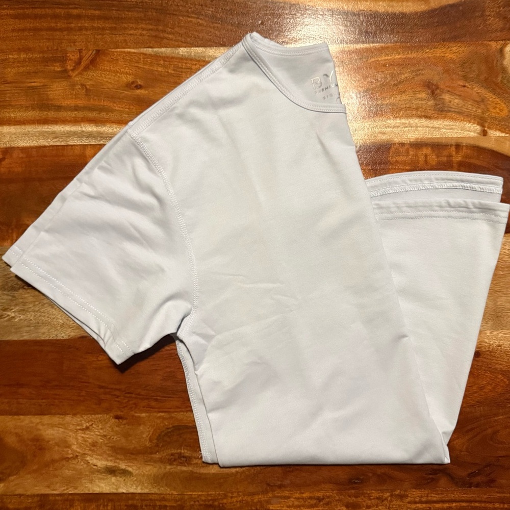 Bylt Drop Cut Signature Tee Shirt Small